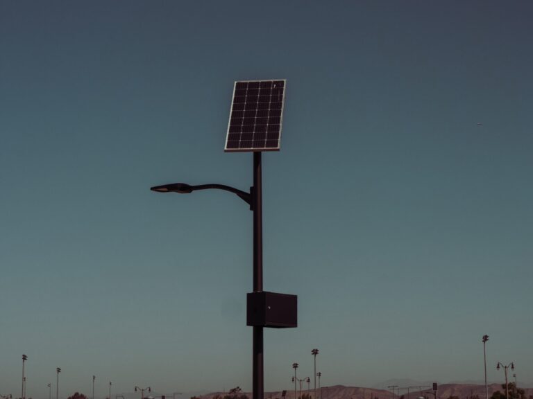lampadaire solaire public
